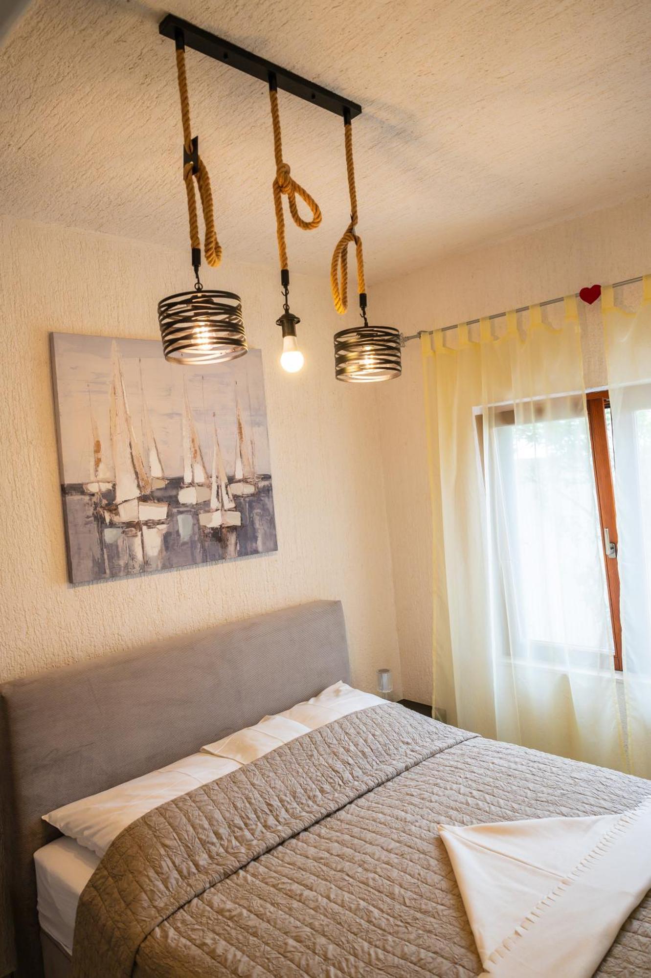 Villa I Karma Tisno Exterior photo