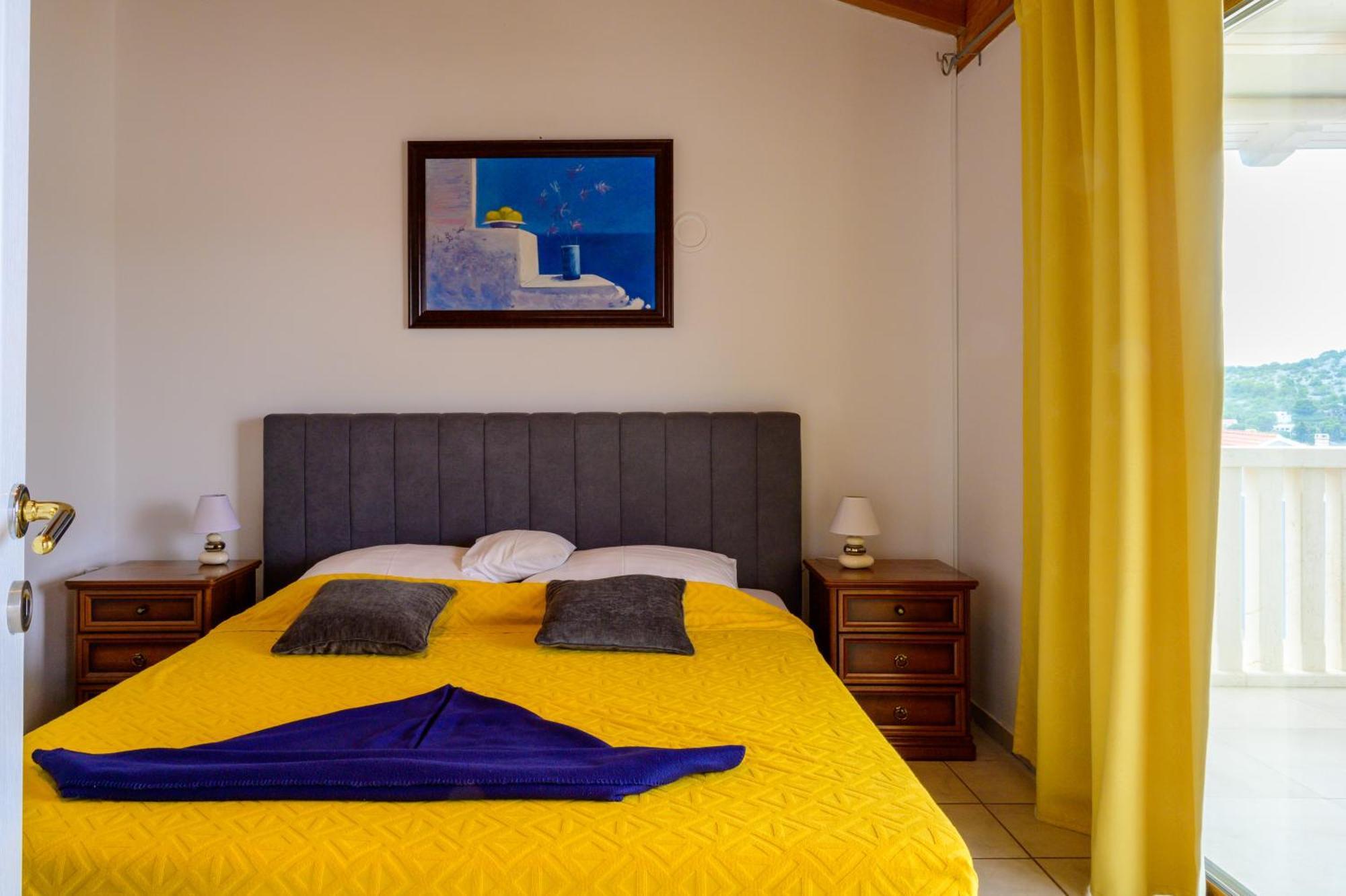 Villa I Karma Tisno Exterior photo